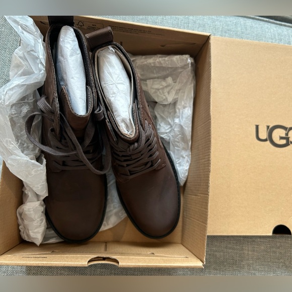 UGG Australia Everdeen Lace Boot Brown Size 6 New in box - Picture 6 of 7